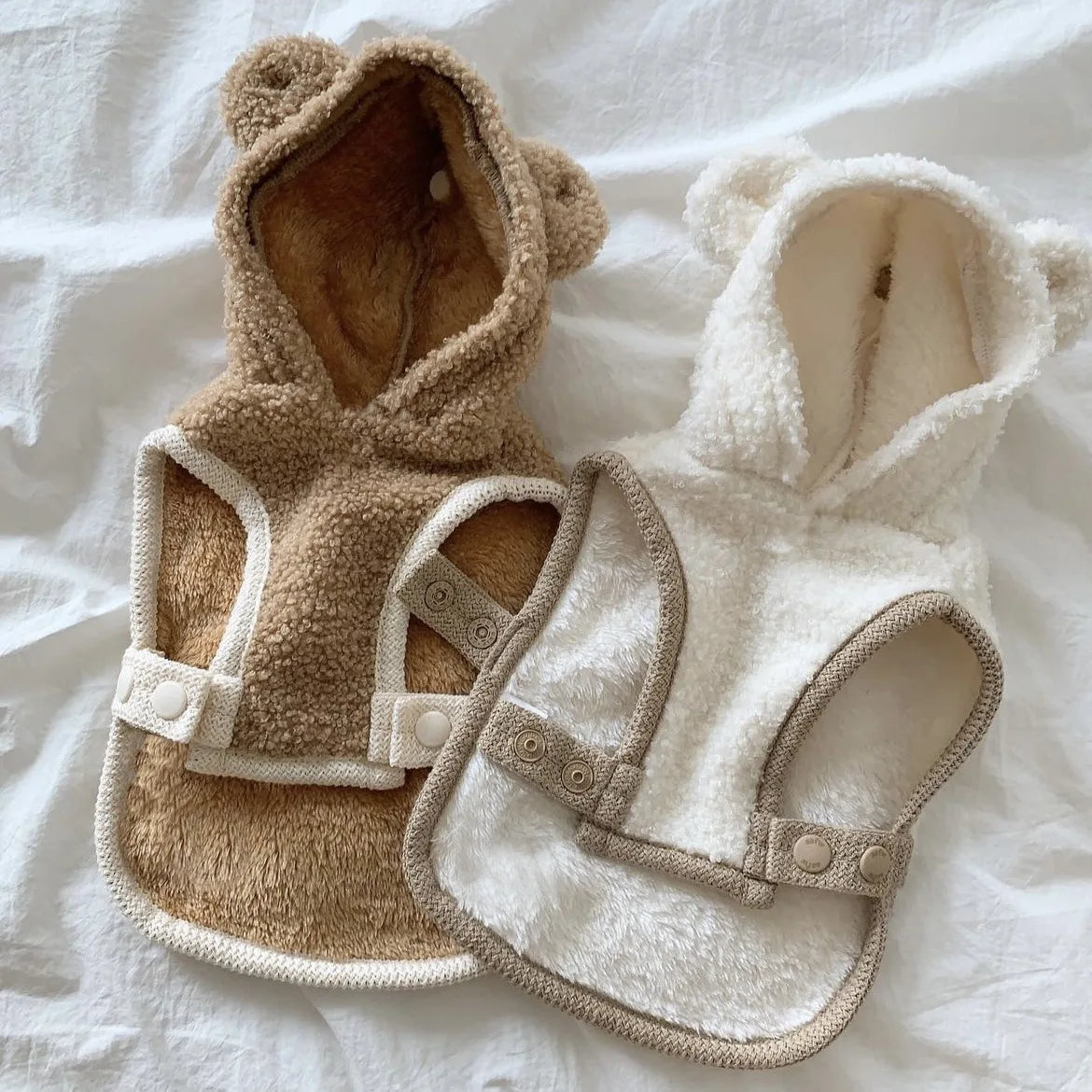 Warm Pet Clothing Cape Pet Hood Cape Small Dog Cat Teddy Autumn and Winter Thickened Puppy Clothes Designer Dog Clothes