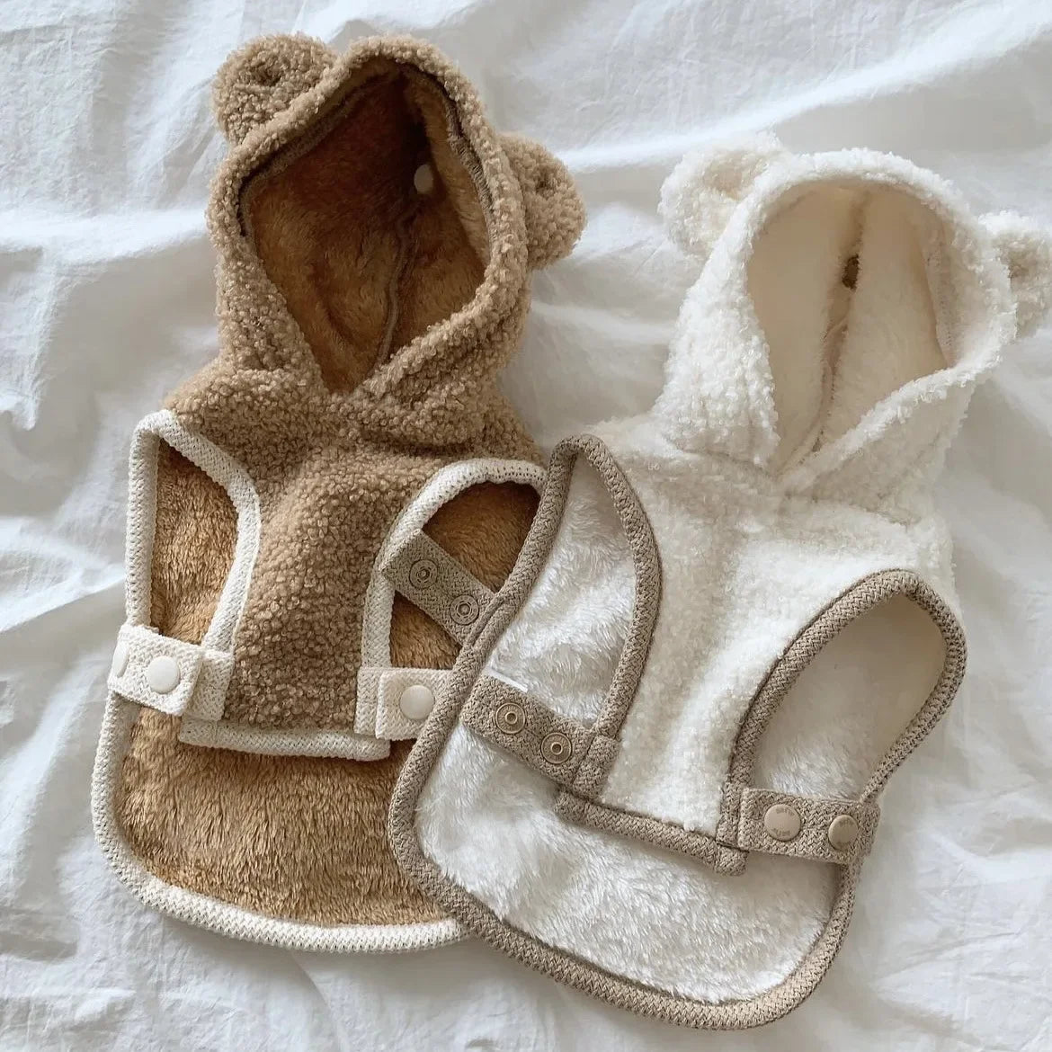 Warm Pet Clothing Cape Pet Hood Cape Small Dog Cat Teddy Autumn and Winter Thickened Puppy Clothes Designer Dog Clothes